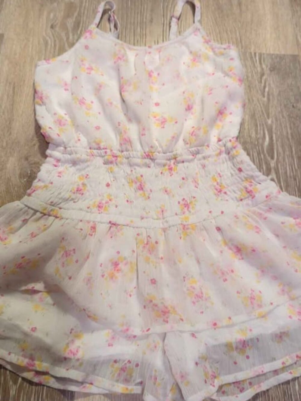 Abercrombie kids white floral romper 7/8